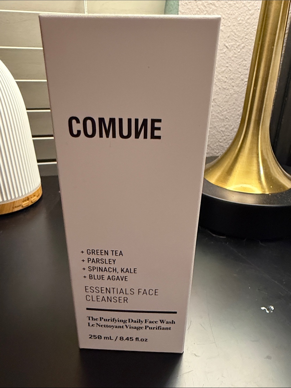 COMMUNE Essentials Face Cleanser — White